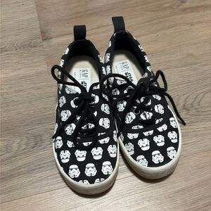 GapKids | Star Wars™ Graphic Sneakers Storm Trooper